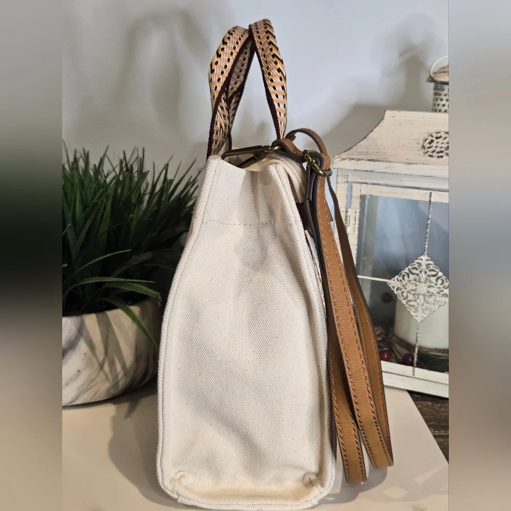 Ana Canvas Tote Bag - Picture 5 of 12